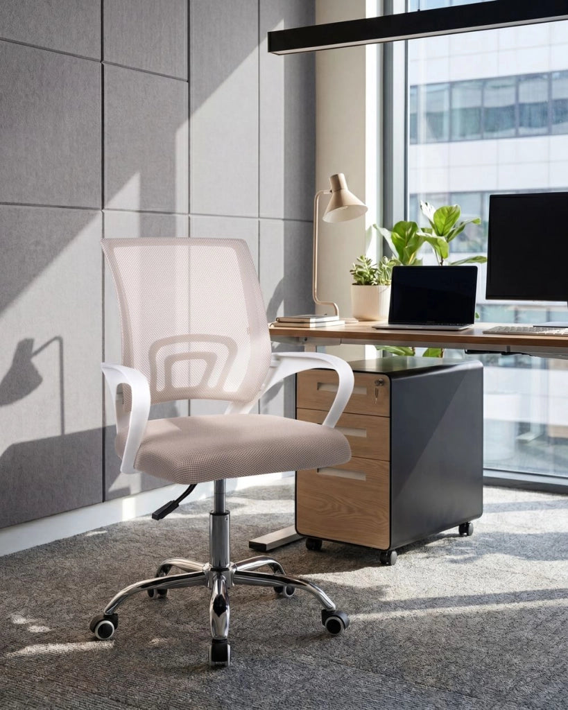 Sedia girevole da ufficio con schienale reclinabile regolabile in altezza beige moderna ufficio in casa