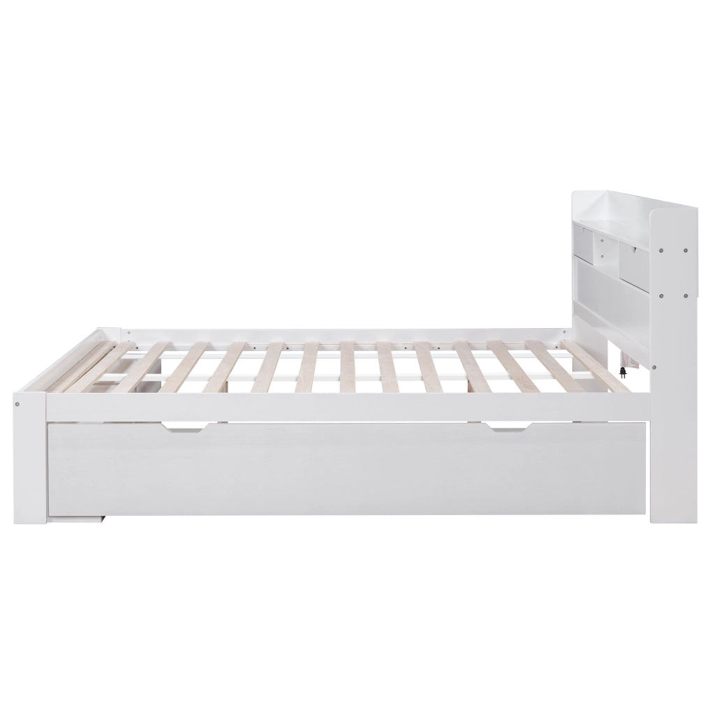 Letto multifunzione 140x190 cm con prese e cassetti bianco