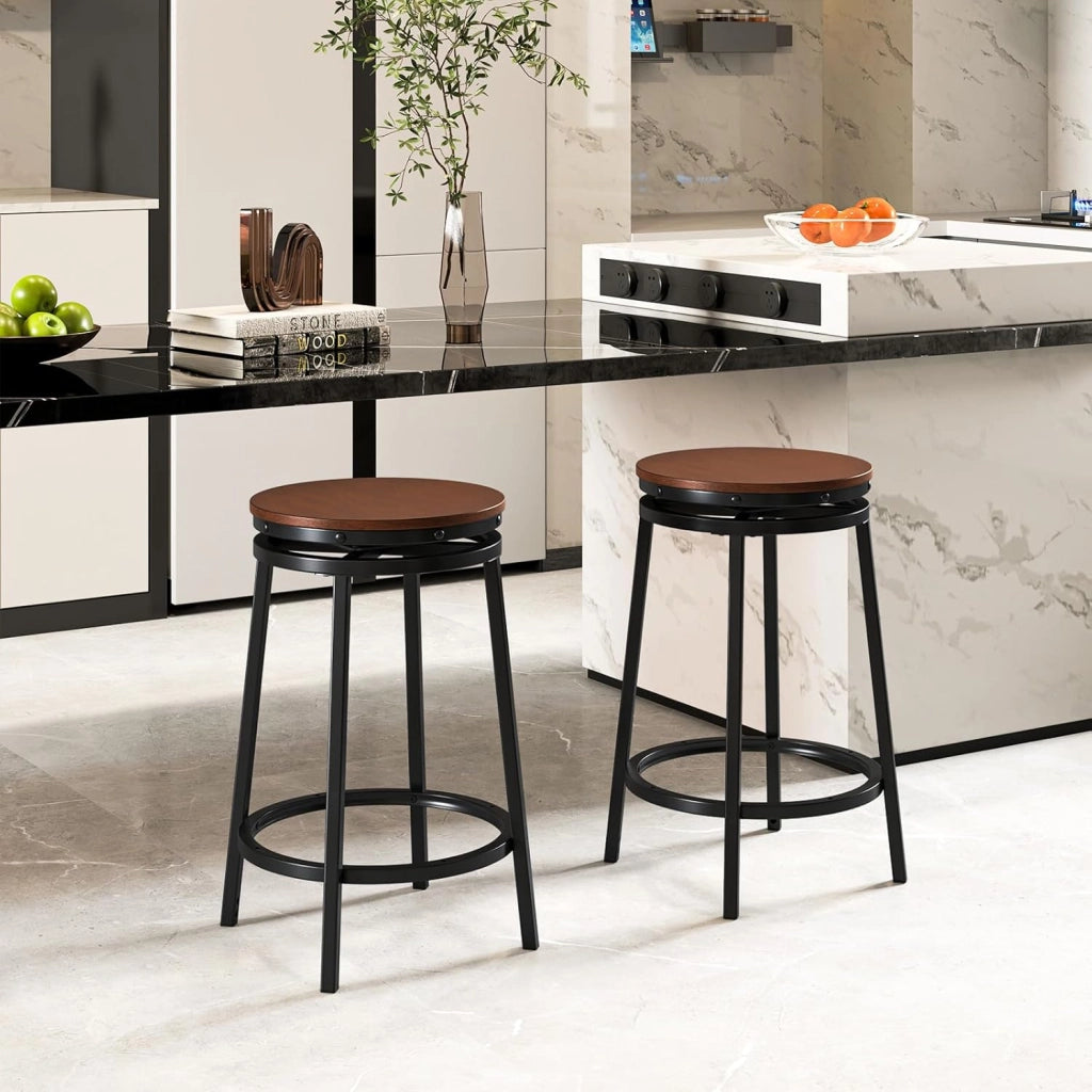 Set di 2 Sgabelli Girevoli e Regolabili in Altezza, Sgabelli da Bar in Metallo e MDF con Poggiapiedi, Mobile per Isola della Cucina, Sala da Pranzo e Salotto, Marrone e Nero