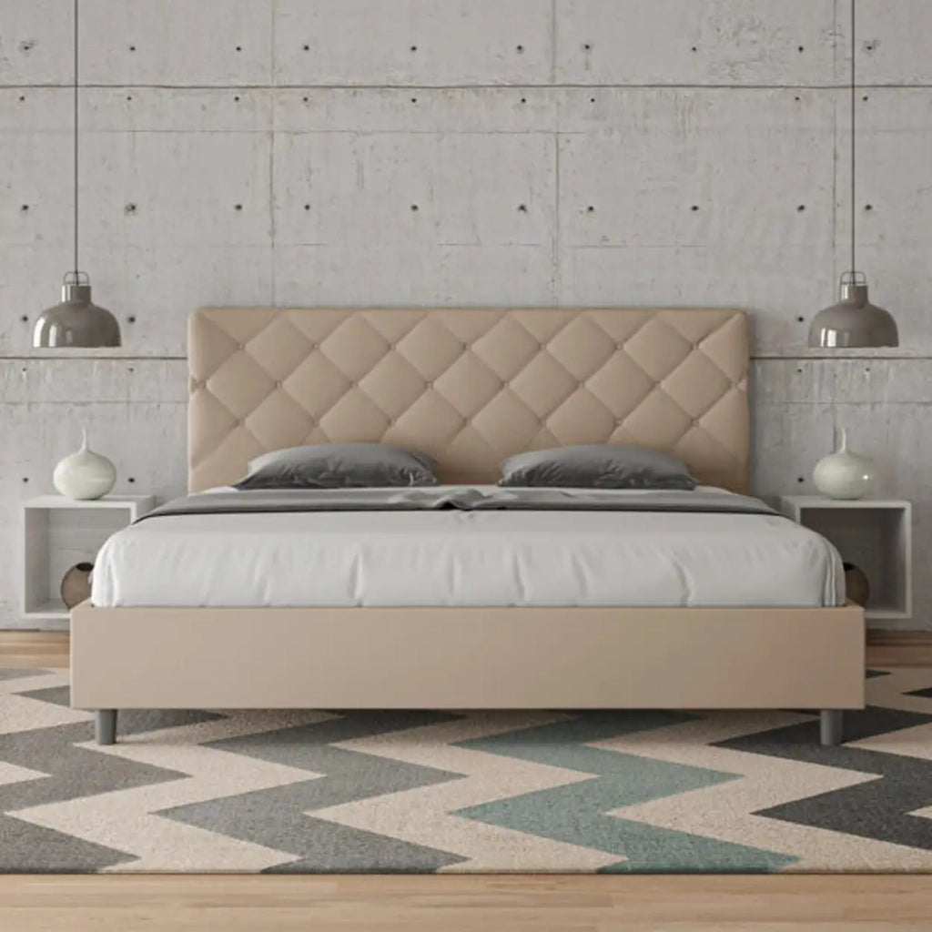Letto con rete imbottito 180x200 similpelle tortora Priya