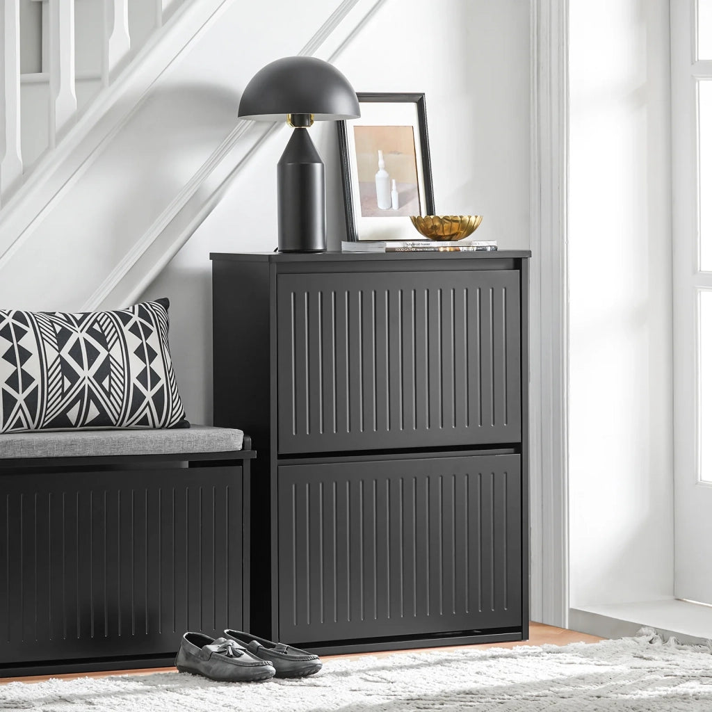 Scarpiera Con 2 Ribalte E 4 Ripiani Scarpiera Con Scomparto Aggiuntivo Portascarpe Salvaspazio Nero 61x26x81cm FSR165-K-SCH