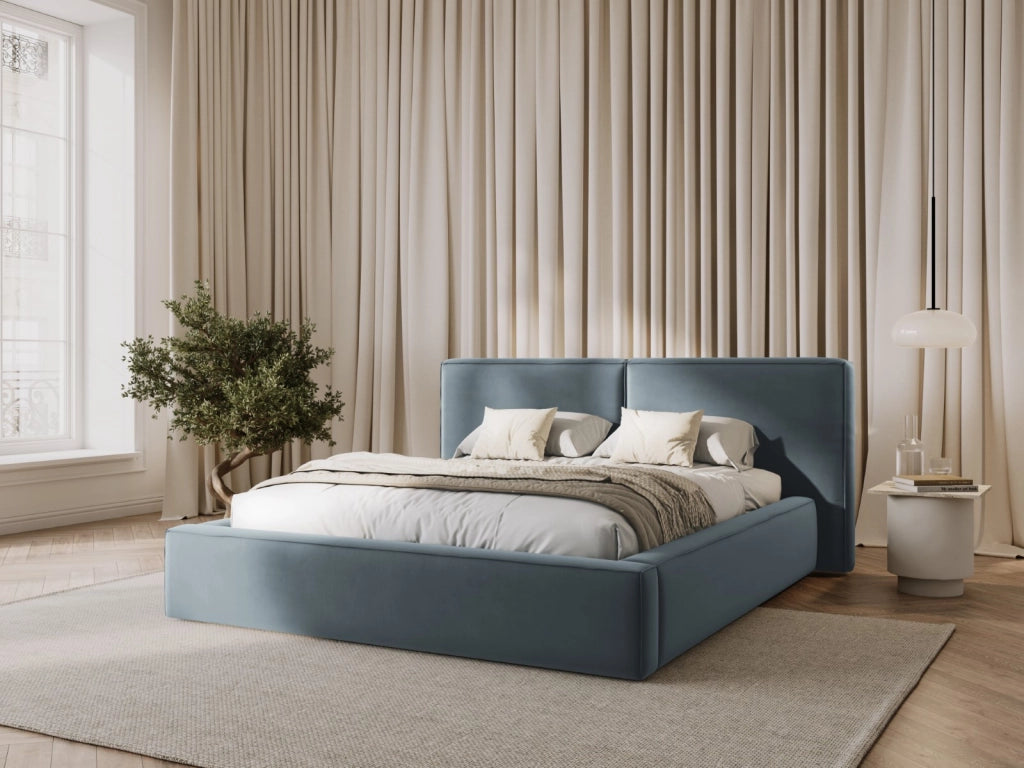 Cosmopolitan Design - Letto a cassettone con testiera doppia "Arendal" 140x200cm in velluto azzurro 