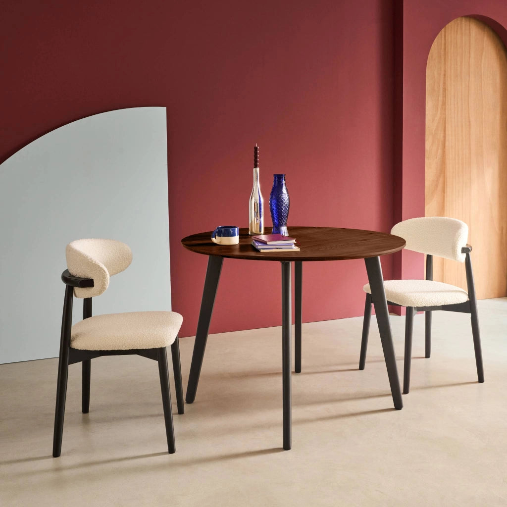 Tavolo da pranzo rotondo effetto legno con gambe in metallo nero 4