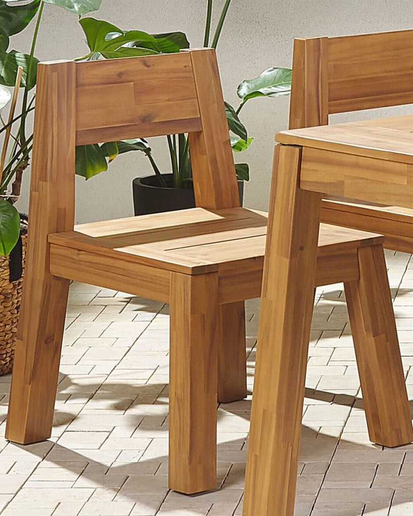 Set di 2 sedie da giardino stile rustico in legno di acacia chiaro laminato 81 x 61 cm da interno esterno rustico design moderno design moderno