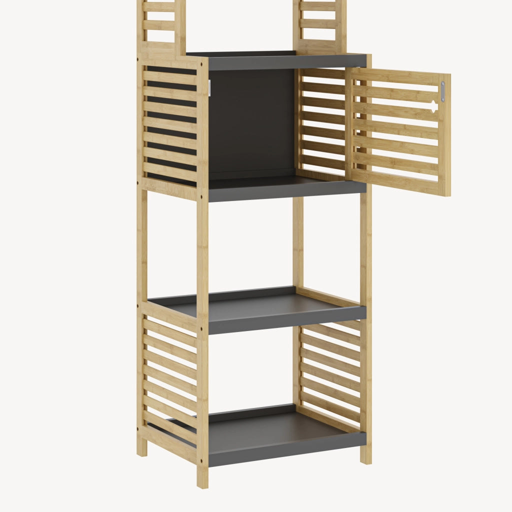 Scaffale da Bagno Kydesby in Bambù con 5 Ripiani Aperti e Scomparto ad Anta 170 x 39 x 30 cm - Naturale / Grigio [en.casa]