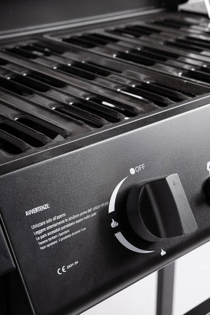 Barbecue a Gas 3 Bruciatori 109,5x51x98,7h cm Accensione Piezoelettrica in Acciaio Louis Nero