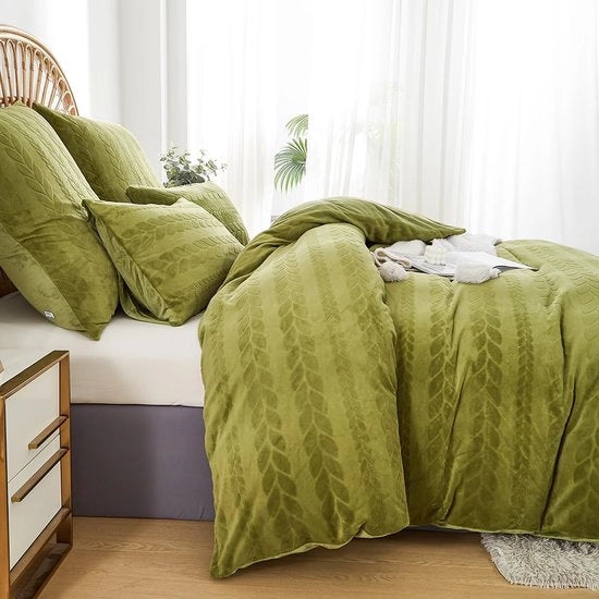 Coperta in plu di inverno, 135 x 200 cm, 4 pezzi di flanella coral fleece, flanella, verde, coperta inverno reversibile, coperta morbida con tocco, con chiusura a zip e cuscino 80 x