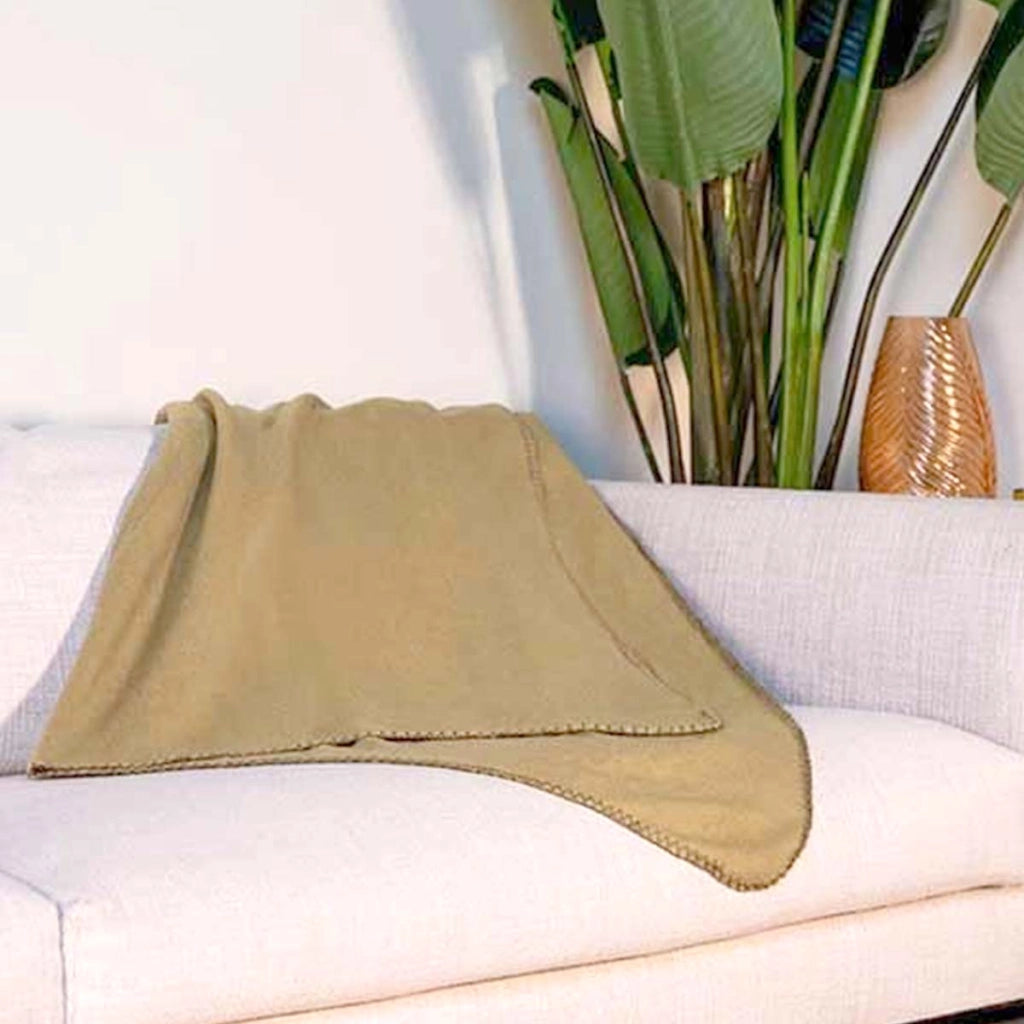 Coperta in morbido pile 130x170 cm calda per divano e letto Verde Inny
