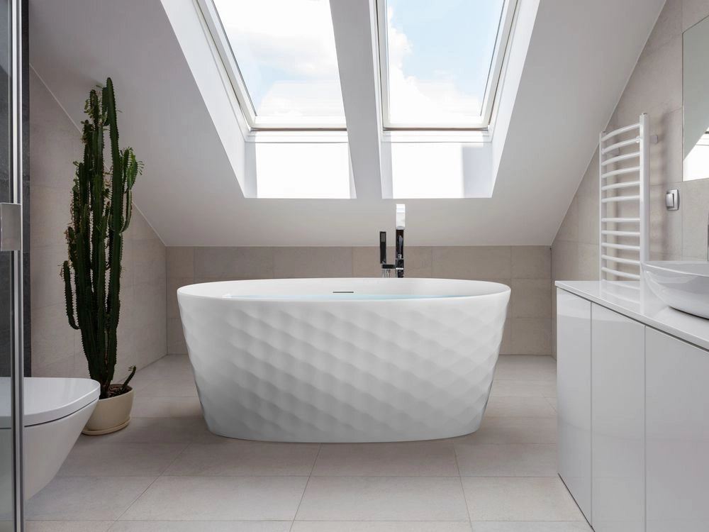 Vasca da bagno ovale moderna indipendente 150 x 75 cm Finitura acrilica lucida Motivo a rombi Bianco