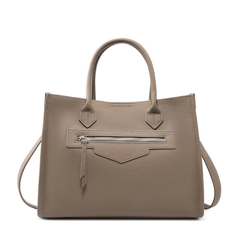 Borsa a tracolla da donna in vera pelle, colore grigio.