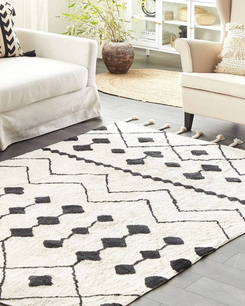 Tappeto cotone bianco sporco e nero 160 x 230 cm motivo geometrico nappe moderno orientale nappe