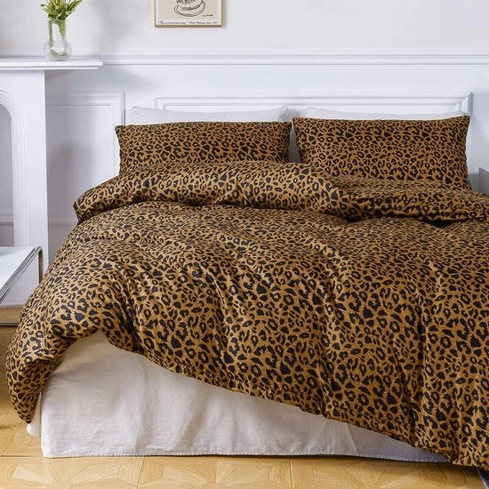 Set di coperte letto 3 pezzi 155 x 220 cm con disegno leopardo marrone giallo oro.