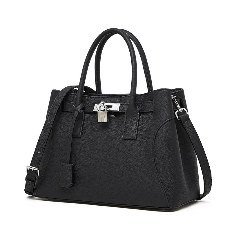Borsa a tracolla da donna intrecciata, colore nero.