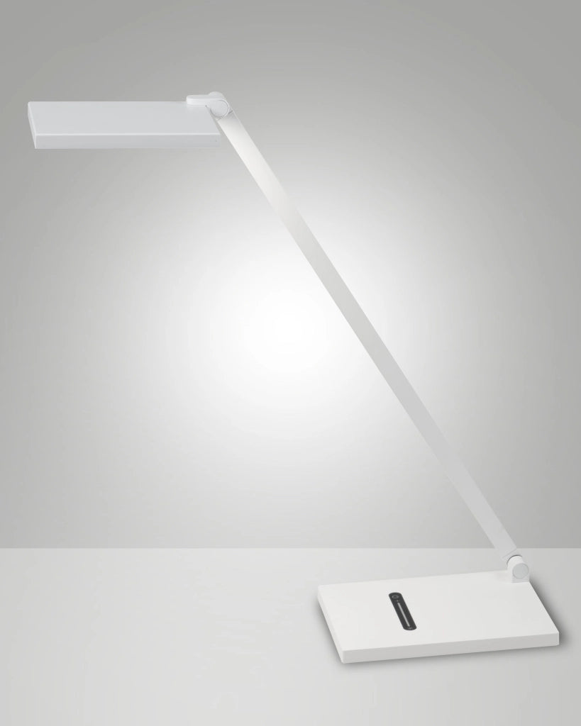 Lampada da Tavolo Zermatt 10W LED Integrato, CCT 3000K/4000K, Regolazione Luce al Tocco, Struttura in Metallo e Metacrilato Bianco - IP20