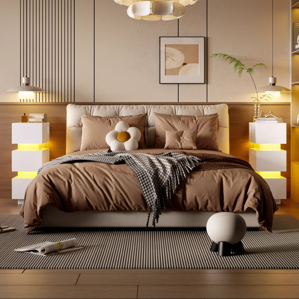 Set di 2 comodini stretti con LED; USB e Type-C; 3 cassetti; 20x40x59;5 cm; bianco