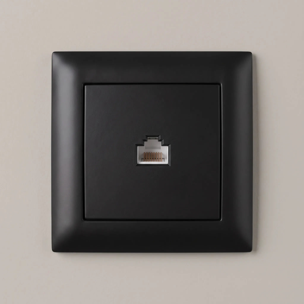 Presa Rj45 Con Cornice Oste Jnh010-s Black
