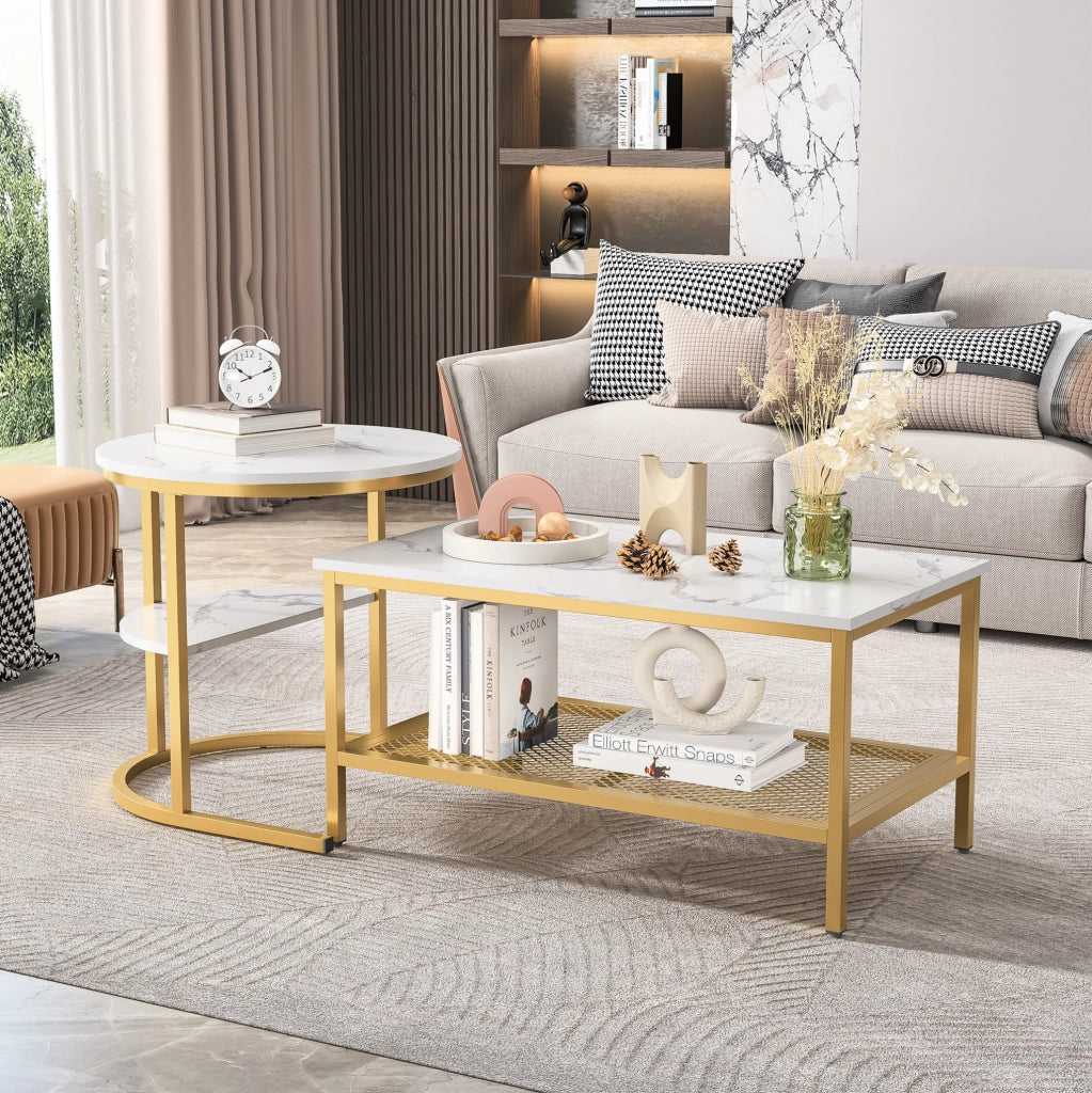 Set di tavolini da salotto impilabili con piano effetto marmo; legno e acciaio inox; oro