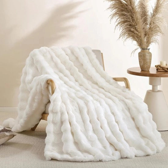 Piuma Plaid in Feltro a Bubboni per Sedia e Letto (127x152 cm)