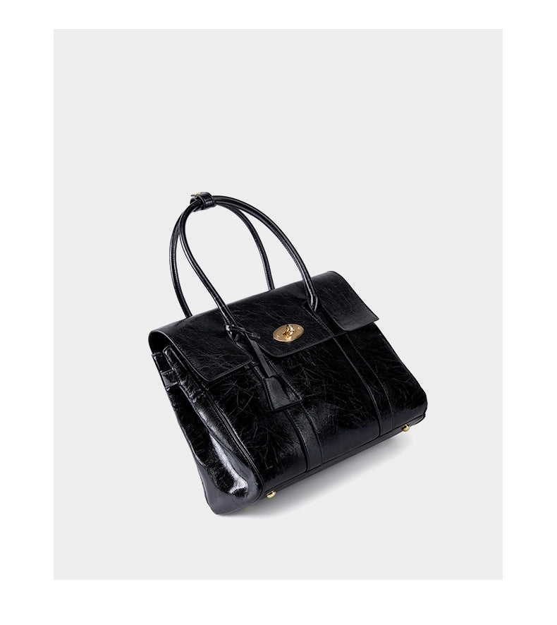Borsa tote di grande capacit¨¤ in vera pelle morbida, nera