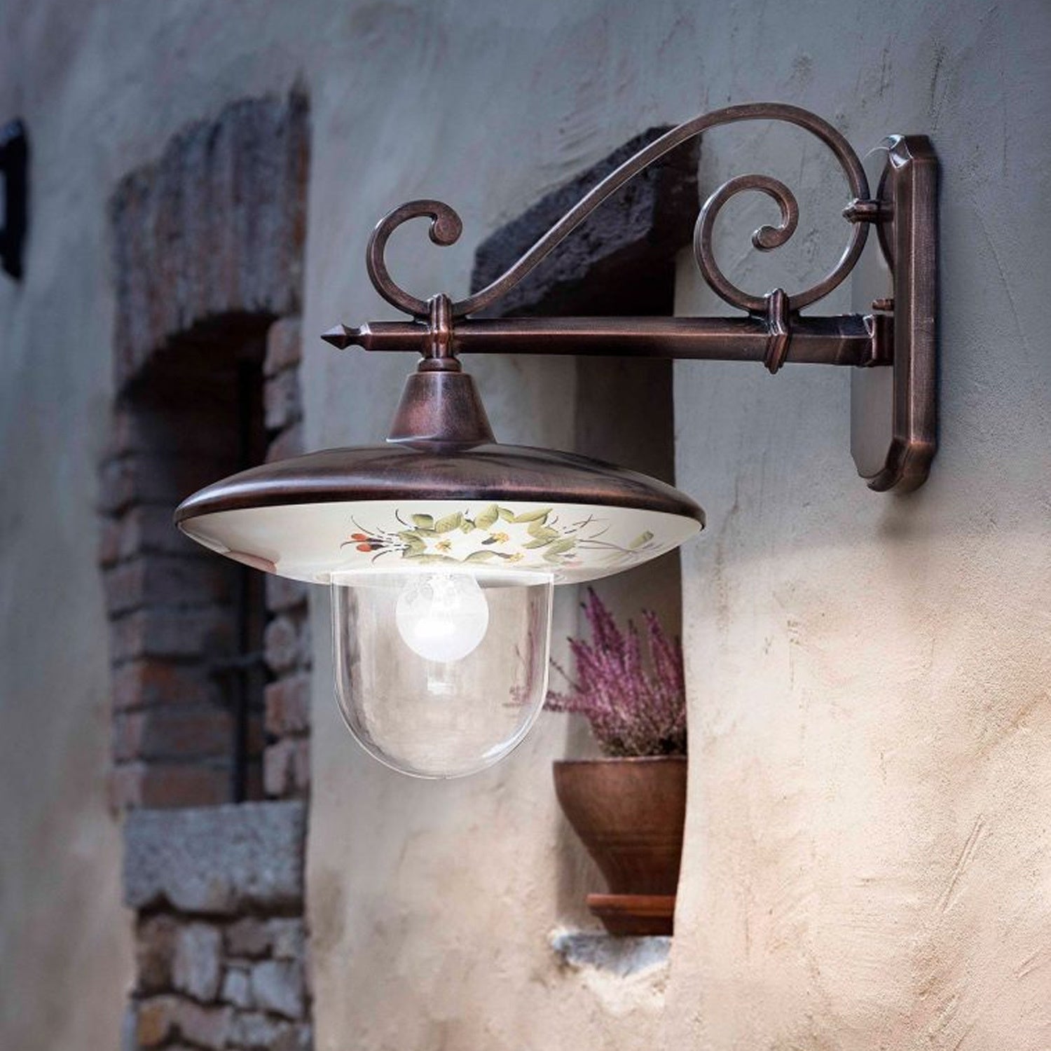 Applique Esterno Classica Latina Metallo E Ceramica Nero Sfumato Rame 1 Luce E27