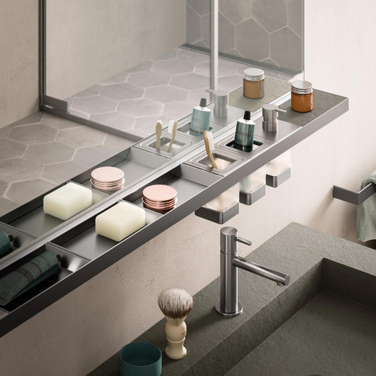 Inda - Barra multifunzione sottospecchio Indissima L.60cm acciaio spazzolato