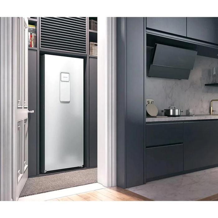 Pompa di Calore Aria-Acqua Splittata ClimateHub Samsung AE050CXYDEK/EU + Bollitore AE200CNWMEG/EU di 200 litri R290 Wi-Fi Integrato con Comando Incluso