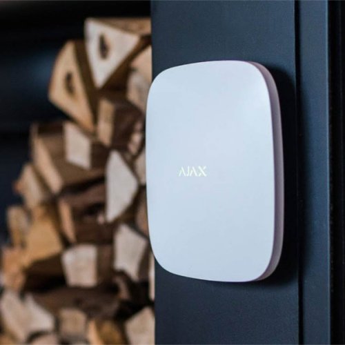 AJAX Hub 2 Plus Centrale di controllo avanzata che supporta la foto-verifica degli allarmi<br />(LTE/3G/2G 2xSIM, Wi-Fi, Ethernet) AJ20279