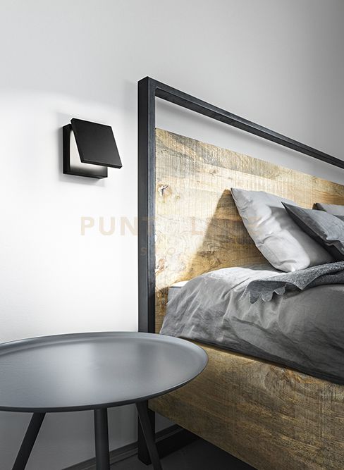 Secret Applique LED 10W 700LM 3000K in metallo colore nero e acrilico regolabile on/off con apertura/chiusura del diffusore