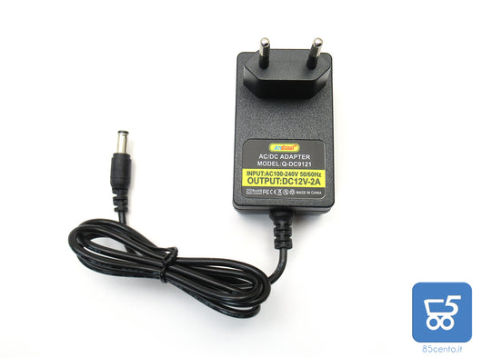 Alimentatore 12V 2A per Telecamere Strisce LED Modem 12V Input AC 100-240V 50/60Hz spine EU Spinotto 5,5x2,1mm