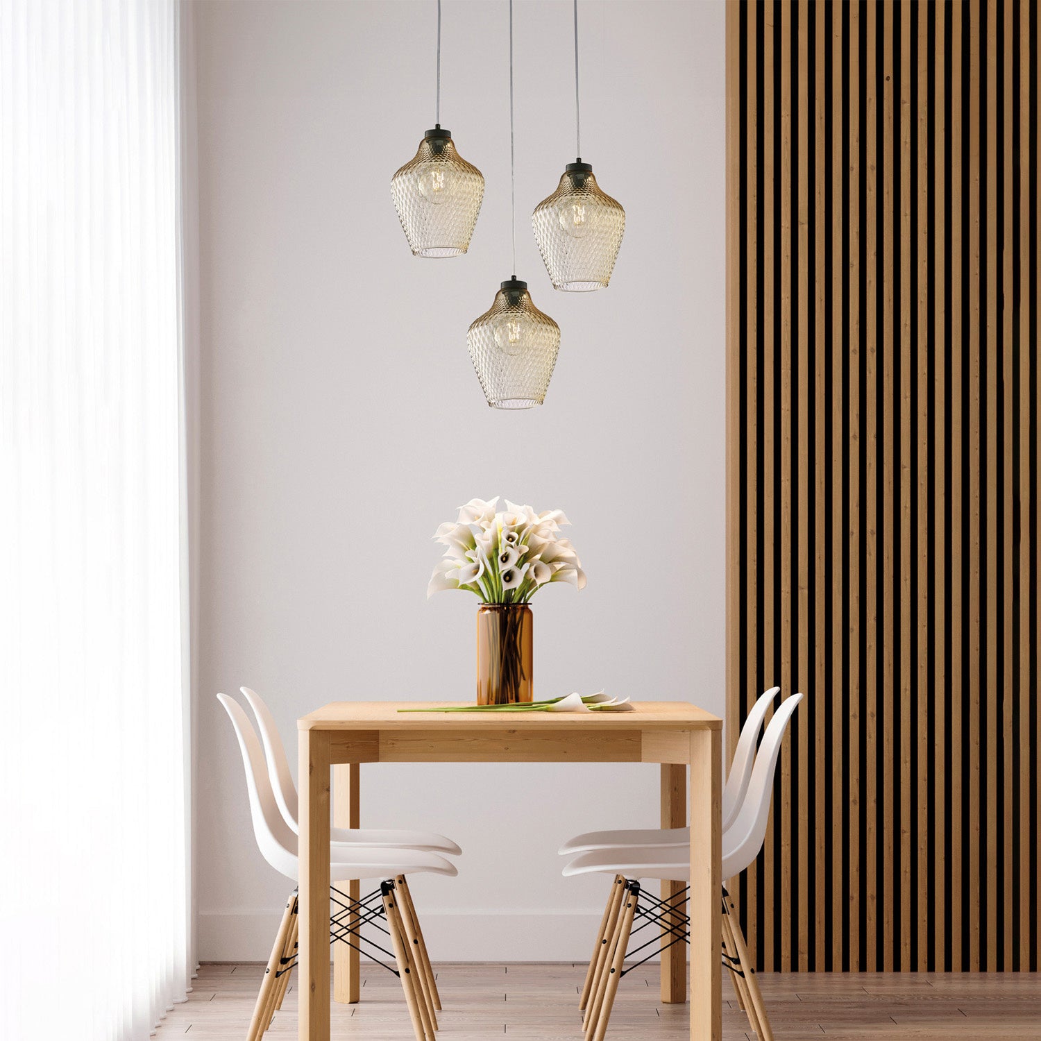 Sospensione 1 Luce Maya In Ferro Laccato Nero E Vetro Soffiato Ambra