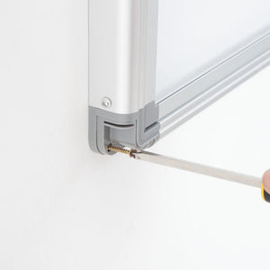 Bacheca magnetica con apertura a libro e chiave 4 A4