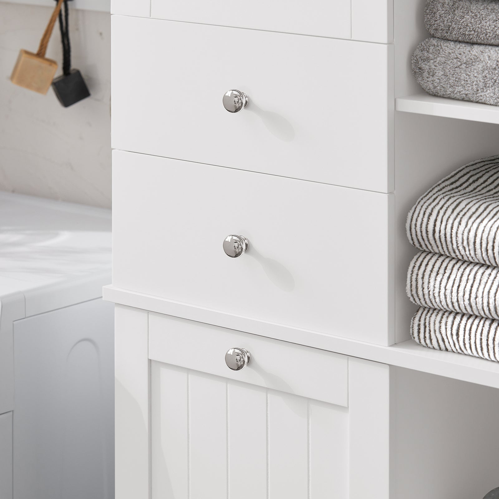 Mobile Alto Con Portabiancheria Apribile Armadietto Da Pavimento Mobile Bagno Bianco 60x37x171cm BZR104-W