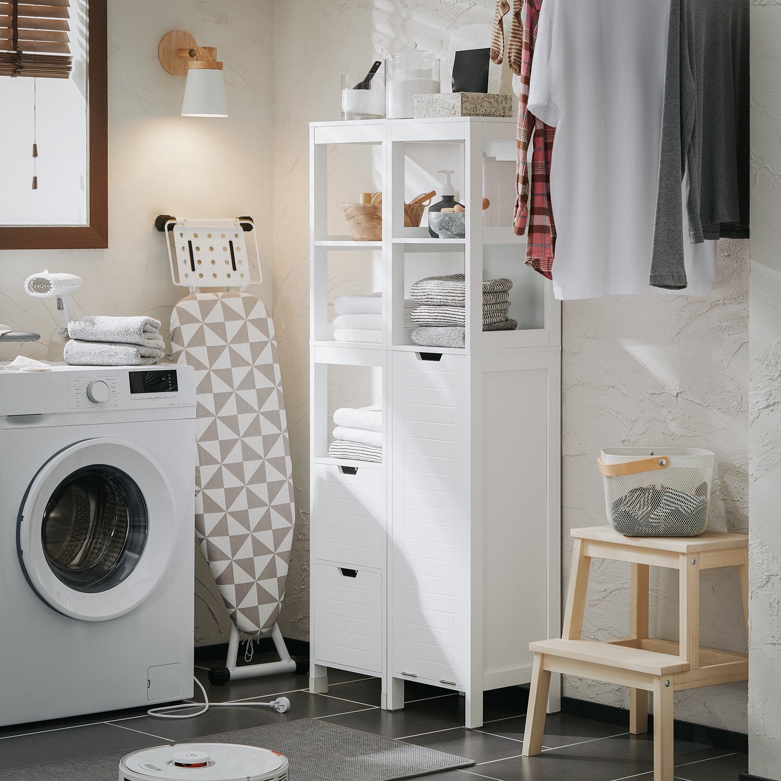 Mobile Alto Con Sacco Portabiancheria Pieghevole Mobiletto Bagno Scaffale Bianco 30x30x145cm BZR123-W SoBuy