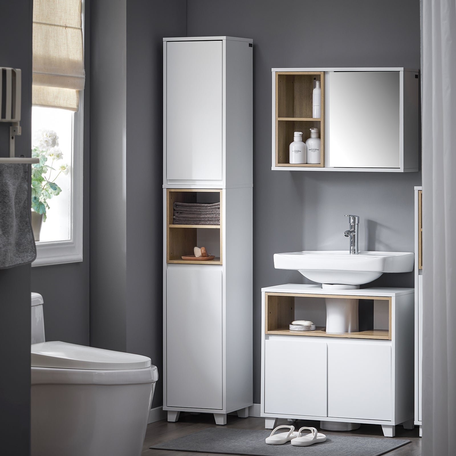 Mobile a colonna bagno salvaspazio Mobile alto con 2 ante Mobile bagno stretto 30x30x170cm Bianco BZR147-W