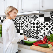Adesivo Tecnico da Cucina Lavabile e Certificato Ignifugo Paraschizzi Piastrelle B&W 190x60