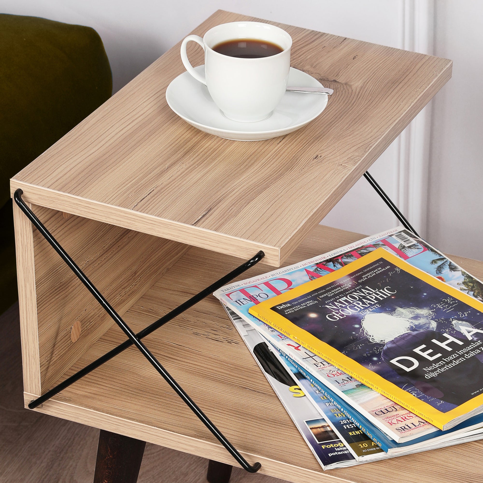 Tavolino Basso da Divano Bergen con 2 Piani - Effetto Legno [en.casa]