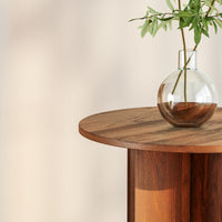 Tavolino Laterale Vappevn con Piano Rotondo 60 x Ø40 cm - Effetto Noce [en.casa]