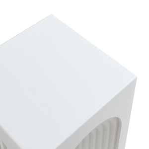 Tavolino Cubo Elverumn con Design Arcuato 45x35x35 cm Bianco [en.casa]