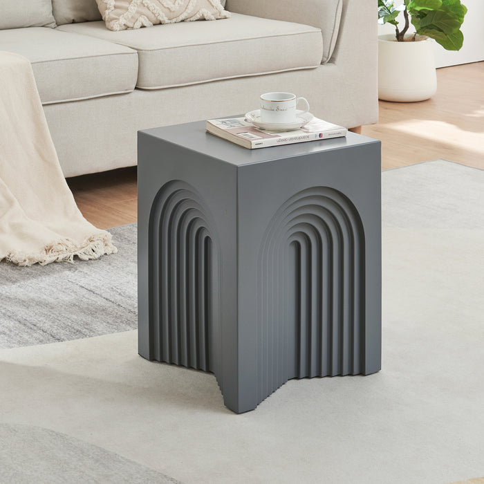 Tavolino Cubo Elverumn con Design Arcuato 45x35x35 cm Grigio [en.casa]