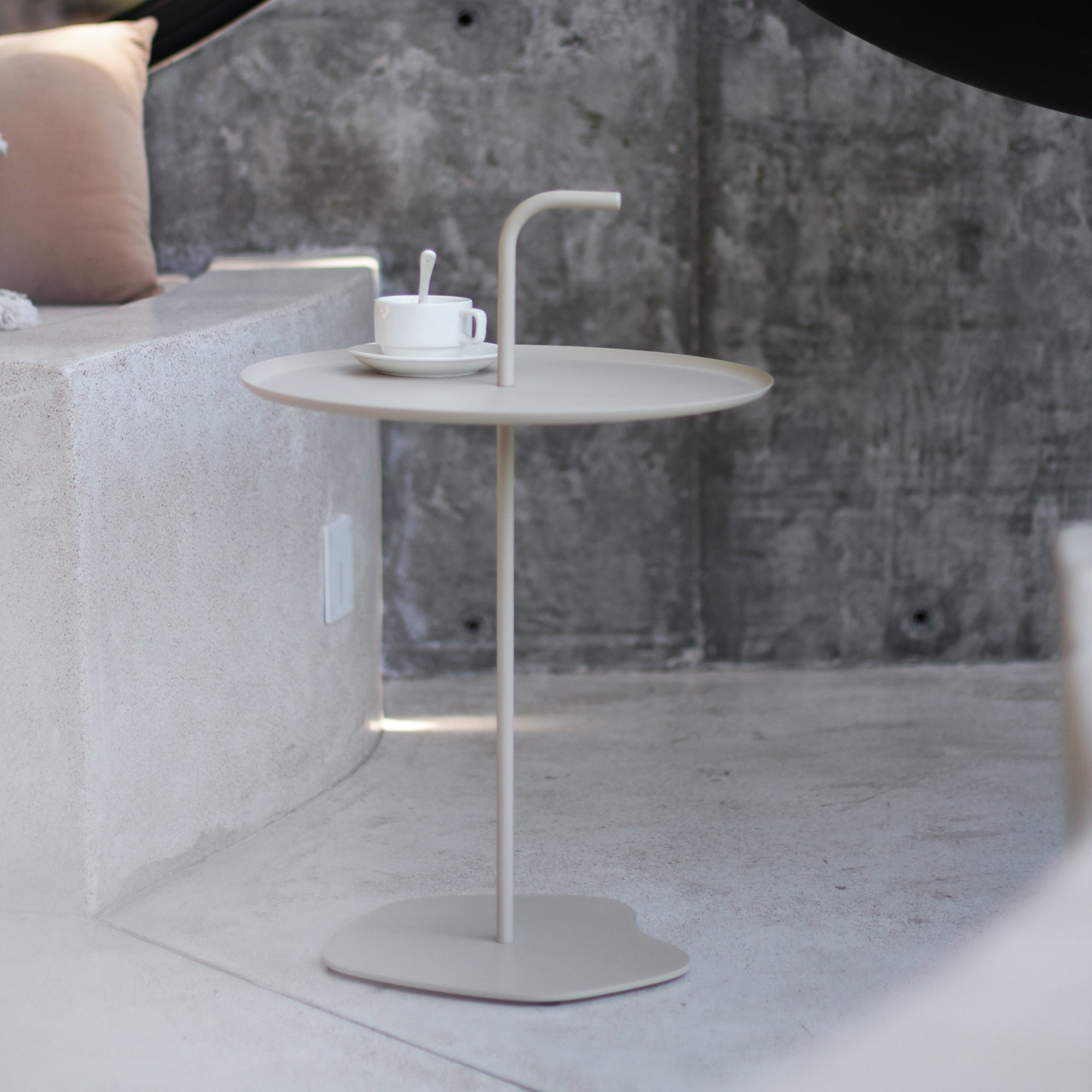 Tavolino Rotondo da Giardino Calimera con Manico - Color Champagne casa.pro