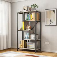 Libreria da 74x35x132 cm, finitura marrone, ideale per ogni stanza.