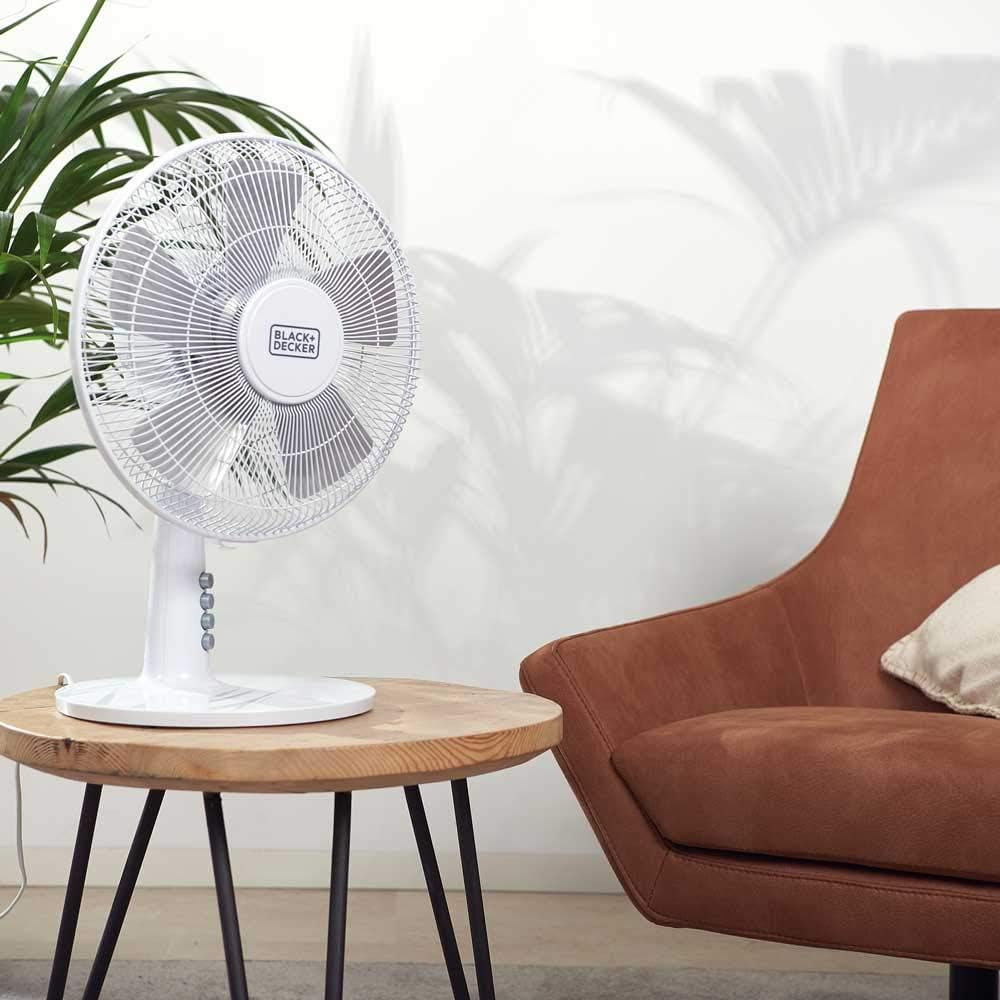 Black+decker bxefd40e ventilatore da tavolo, 40 w, plastica, bianco [classe di efficienza energetica a]