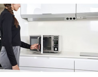 Black & decker bxmz901e forno microonde 900w inox spazzolato, 9 programmi, con grill, 25 litri