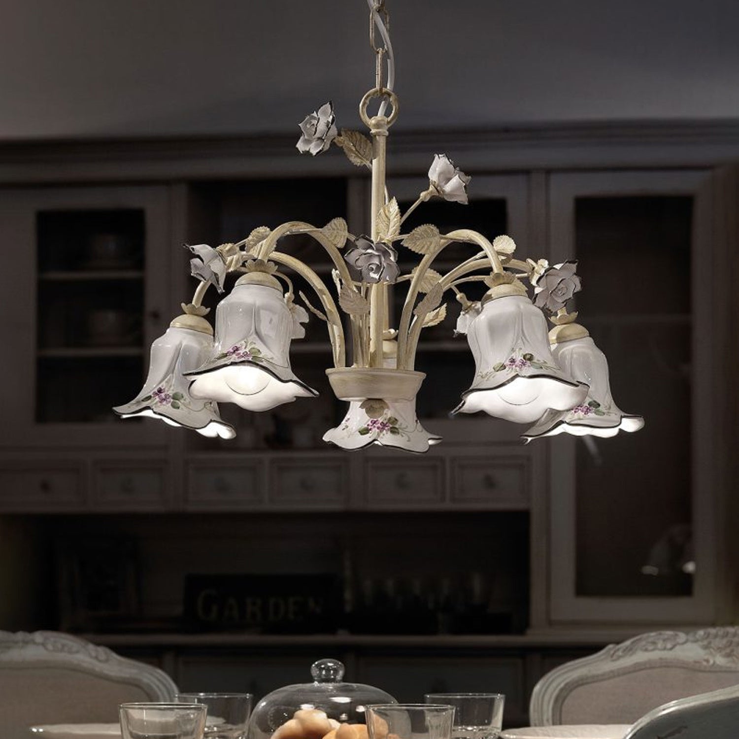 Lampadario Classico Pisa Metallo E Ceramica Bianco Sfumato Oro 5 Luci E14