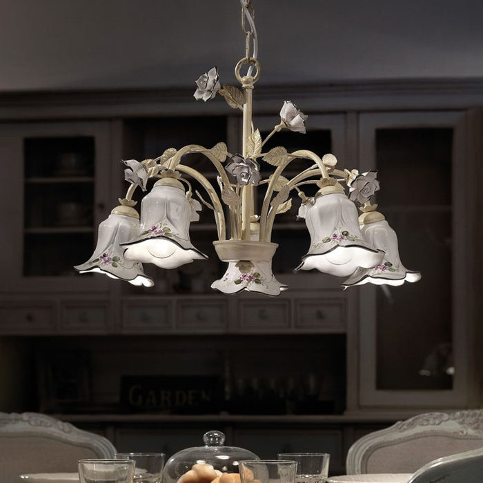 Lampadario Classico Pisa Metallo E Ceramica Bianco Sfumato Oro 5 Luci E14