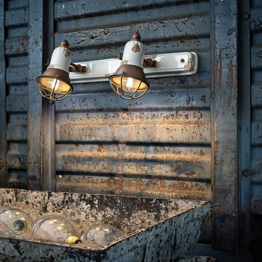 Applique Vintage Loft Ferro E Ceramica Con Rete Bianco 2 Luci E14