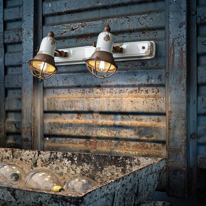 Applique Vintage Loft Ferro E Ceramica Con Rete Bianco 2 Luci E14