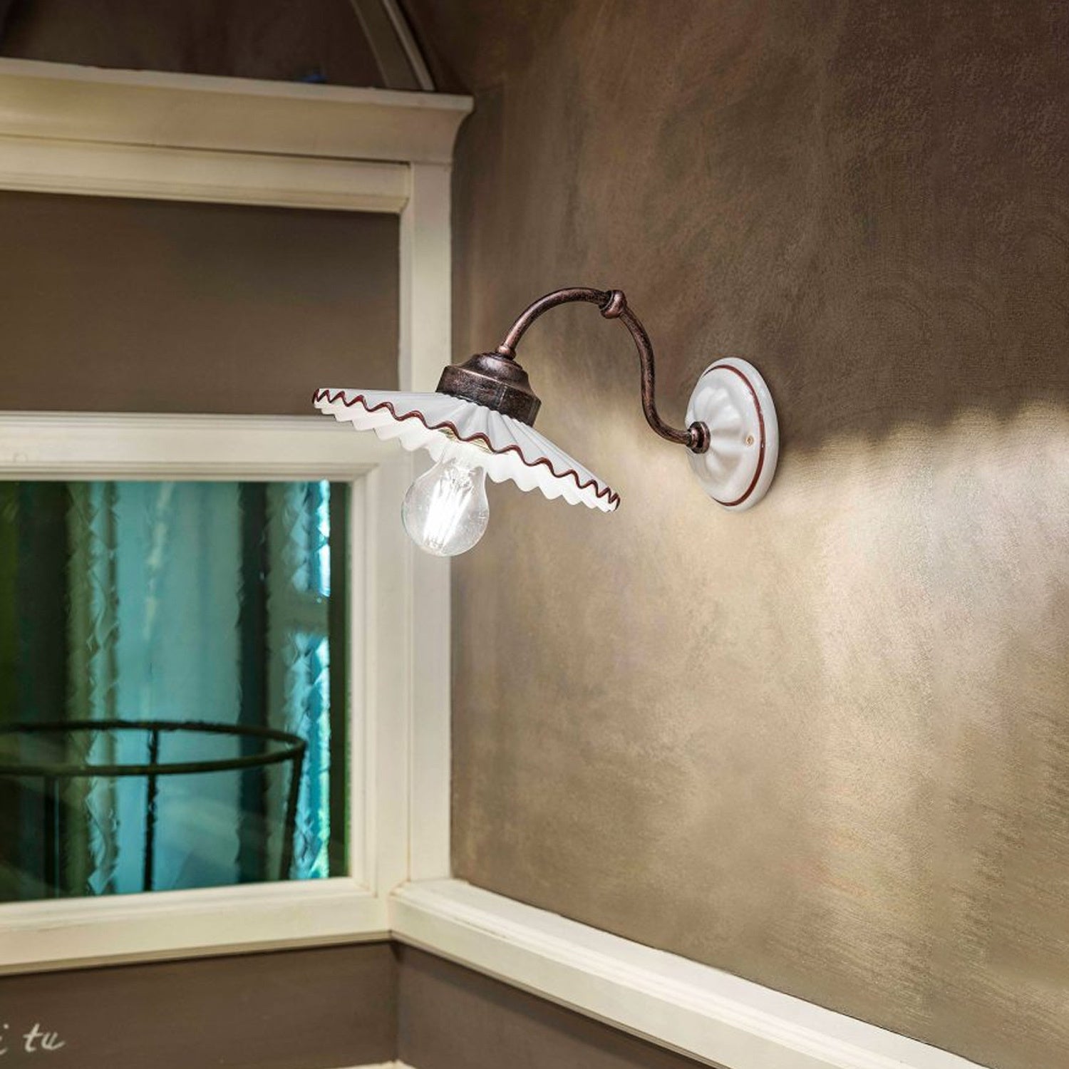 Applique Classica L'Aquila Metallo Ceramica Nero Sfumato Rame 1 Luce E27