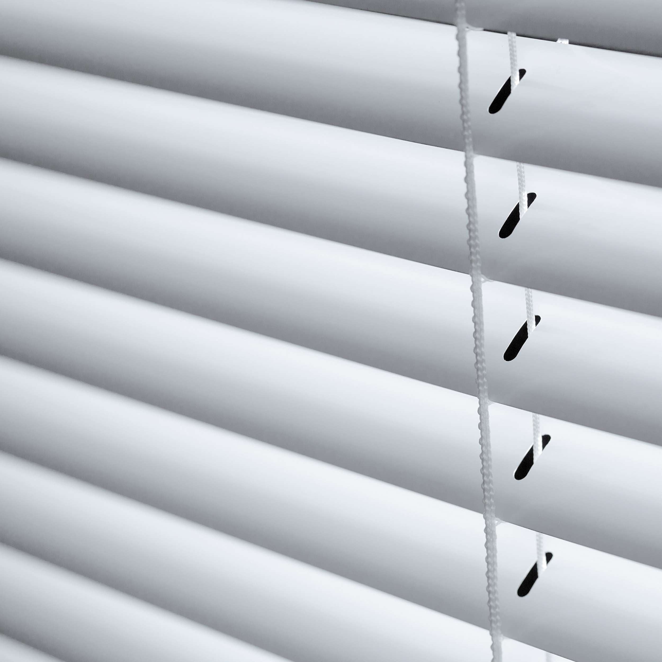 Tende Veneziane in Alluminio con Corda Bianca 45x130