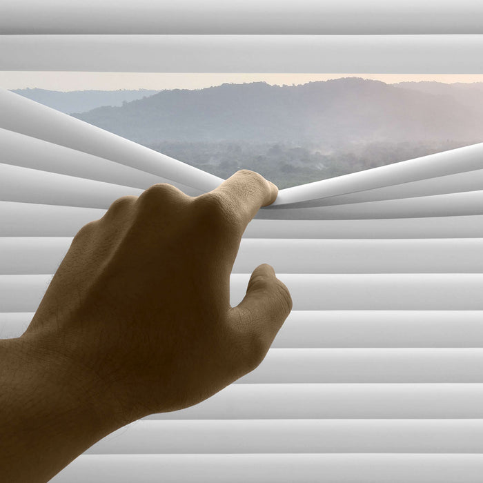 Tende Veneziane in Alluminio con Corda Bianca 45x130